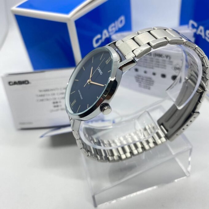 Montre CASIO Femme -LTP-VT01D-2BUDF - Bracelet Gris En Acier Inoxydable - Résistante à l'eau - 12 Mois De Garantie