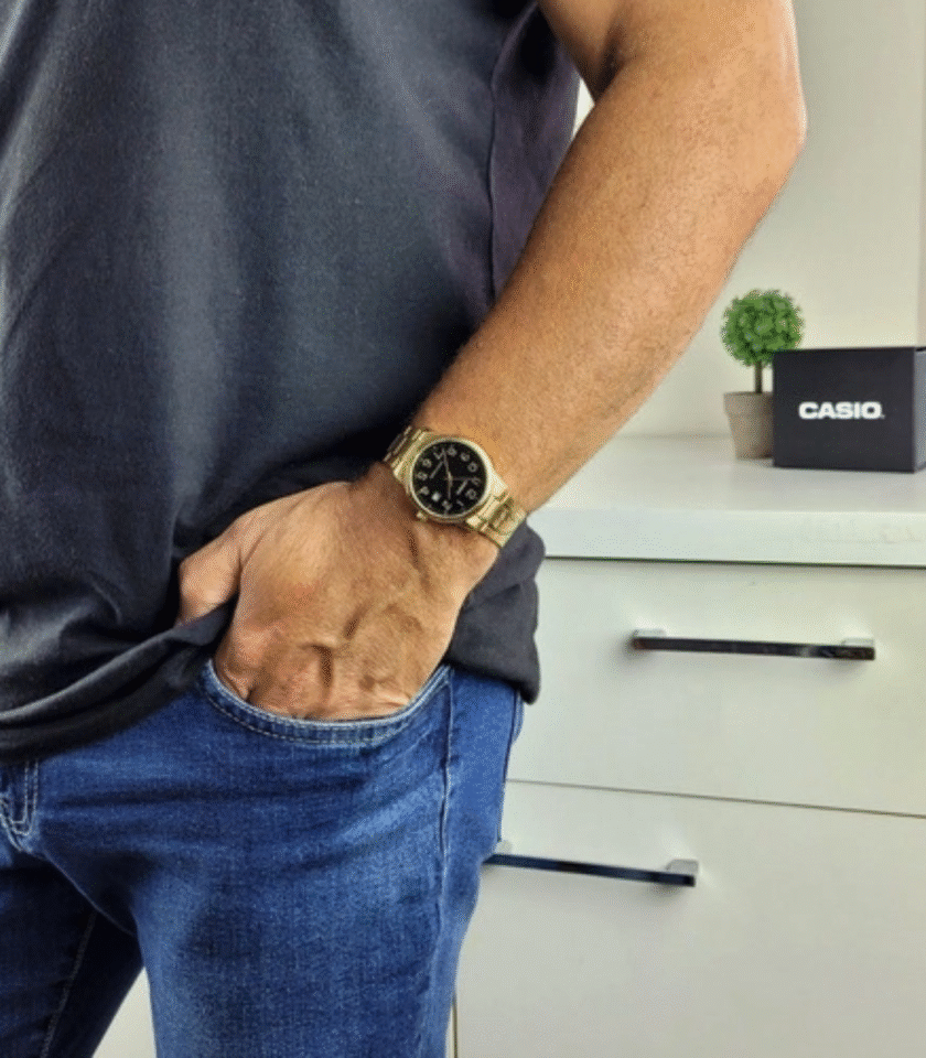 Montre CASIO Homme - MTP-V002G-1BUDF - Bracelet Dorée En Acier Inoxydable - Résistante à l'eau - 12 Mois De Garantie – Image 2