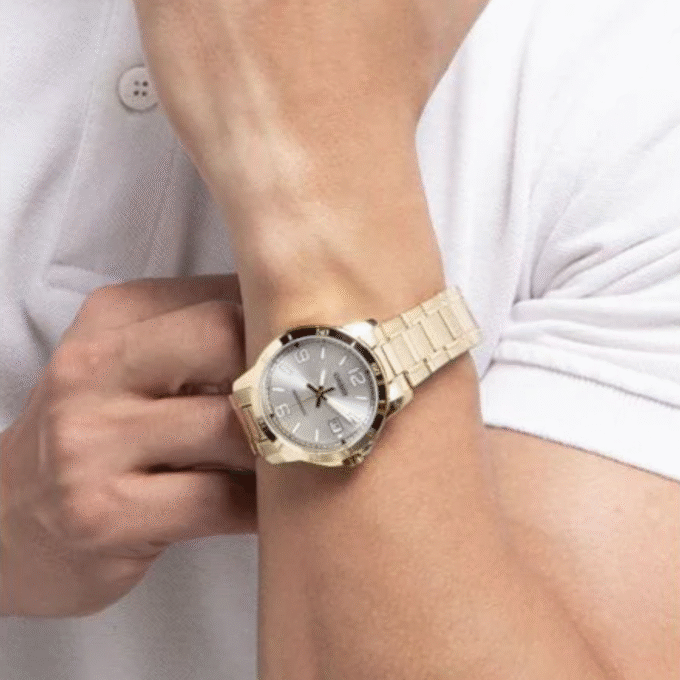 Montre CASIO Homme - MTP-V004G-7B2UDF - Bracelet Doré En Acier Inoxydable - Affichage analogique - Résistant à l'eau - 12 Mois De Garantie