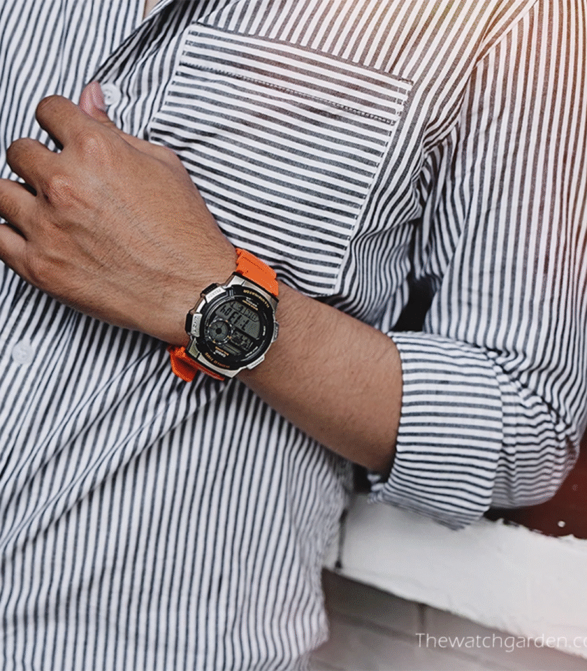 Montre Homme Casio - AE-1000W-4B - Bracelet en Résine Orange - Affichage numérique - Résistant à l'eau – Image 2