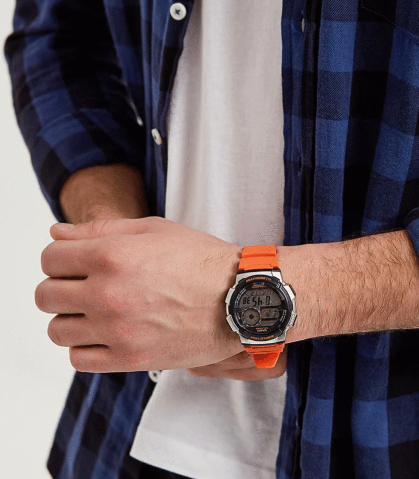 Montre Homme Casio - AE-1000W-4B - Bracelet en Résine Orange - Affichage numérique - Résistant à l'eau – Image 3