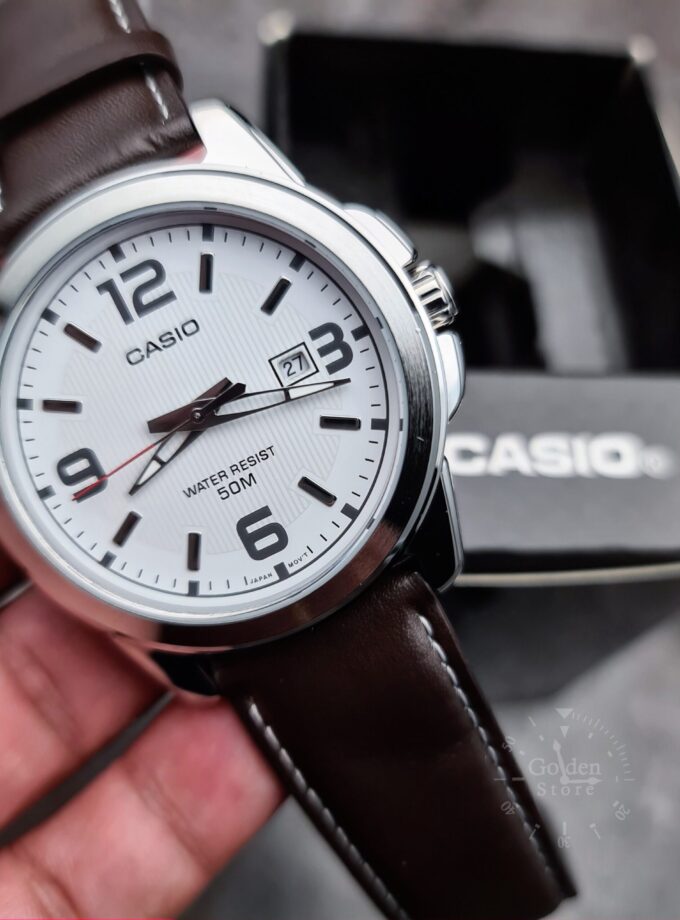 Montre Homme Casio - MTP-1314L-7AVDF - Bracelet en cuir marron - Affichage analogique - Résistant à l'eau