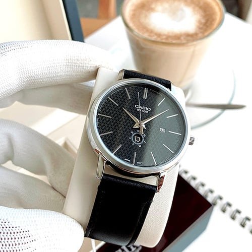 Montre Homme Casio - MTP-B125L-1AVDF - Bracelet en Cuir noir - Résistant à l'eau - Dateur