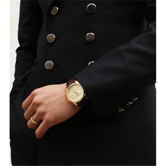 Montre Homme Casio - MTP-1183Q-9ADF - Bracelet en cuir rouge bordeaux - Verre minéral - Affichage analogique