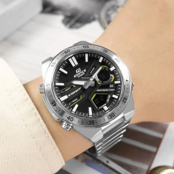 Montre Homme Casio Edifice EFV-C110D-1A3VDF - Bracelet en acier inoxydable - Résistant à l'eau