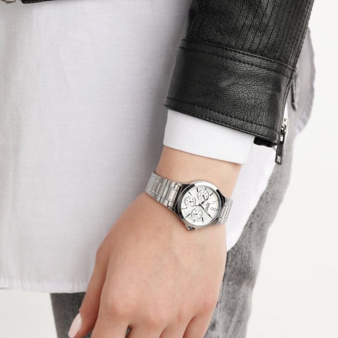 Montre Femme Casio - LTP-V300D-7AUDF - Bracelet en acier inoxydable - Résistant à l'eau