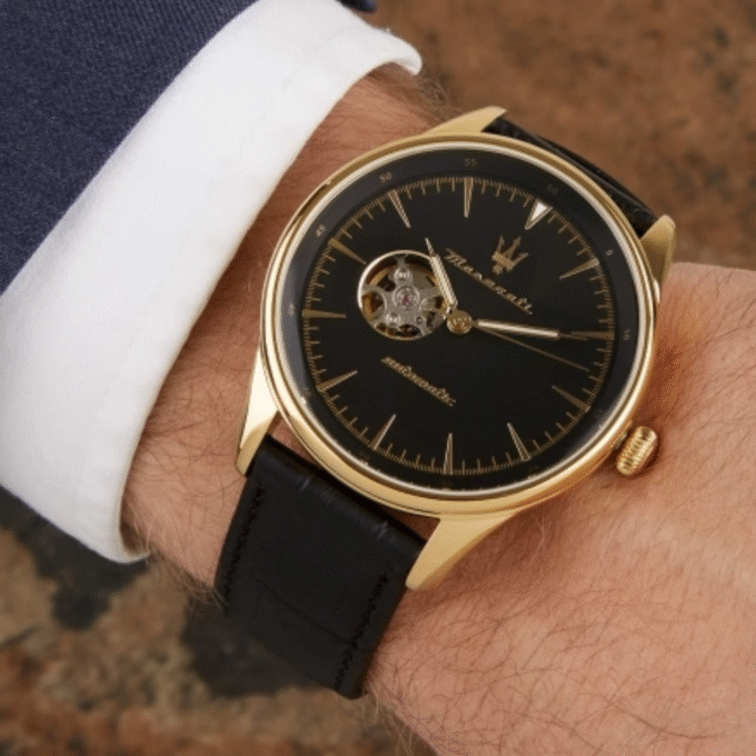 Montre Homme Automatique Maserati TRADIZIONE R8821146001 - Verre Saphirre - Bracelet Cuir véritable Noir