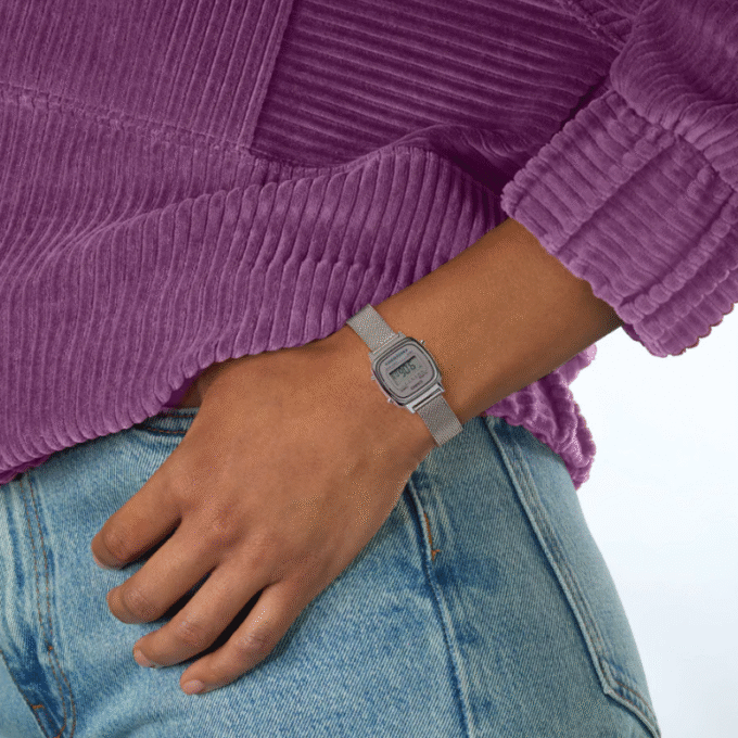 Montre Unisexe Casio - LA670WEM-7DF - Bracelet en Acier inoxydable - Affichage numérique - Résistant à l'eau