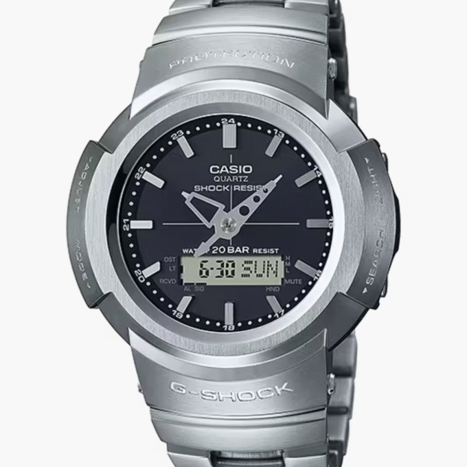 Montre Homme Casio G-SHOCK - AWM-500D-1A8DR - Bracelet en Acier Inoxydable - Alimentation énergie solaire - Affichage analogique Numérique -