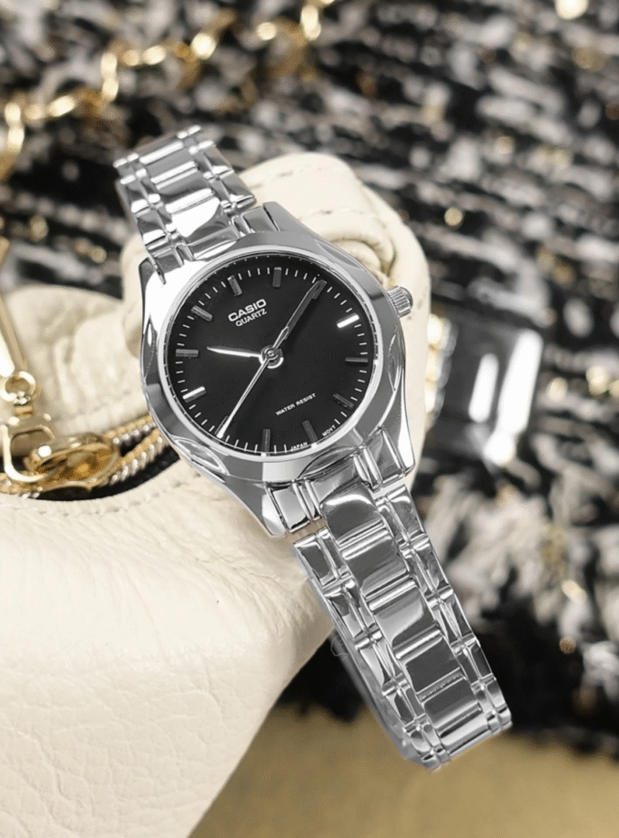 Montre Femme Casio - LTP-1275D-1ADF - Bracelet en Acier Inoxydable - Affichage analogique - Résistant à l'eau