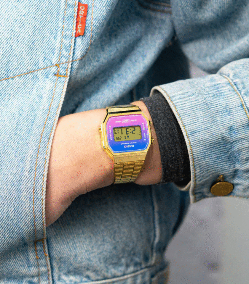Montre Casio Vintage - A168WERG-2ADF - Bracelet doré en Acier Inoxydable - Affichage Numérique - Résistant à l'eau – Image 4