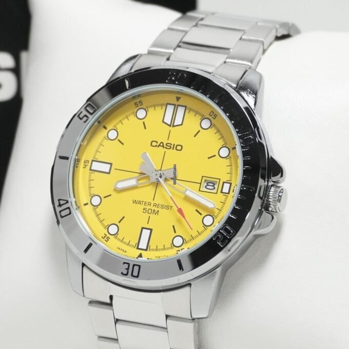 Montre Classique - CASIO - Homme - Design Élégant, Bracelet Acier, Résistante à lEau - Acier Inoxydable - Jaune - Référence MTP-VD01D-9EVUDF