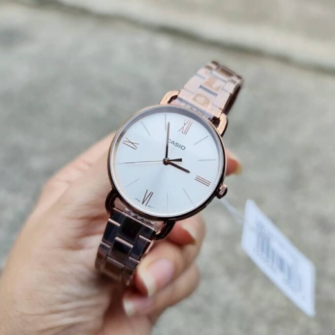 Montre CASIO Femme - LTP-E414R-7ADF - Bracelet Doré En Acier Inoxydable - Cadran Blanc - 12 Mois De Garantie