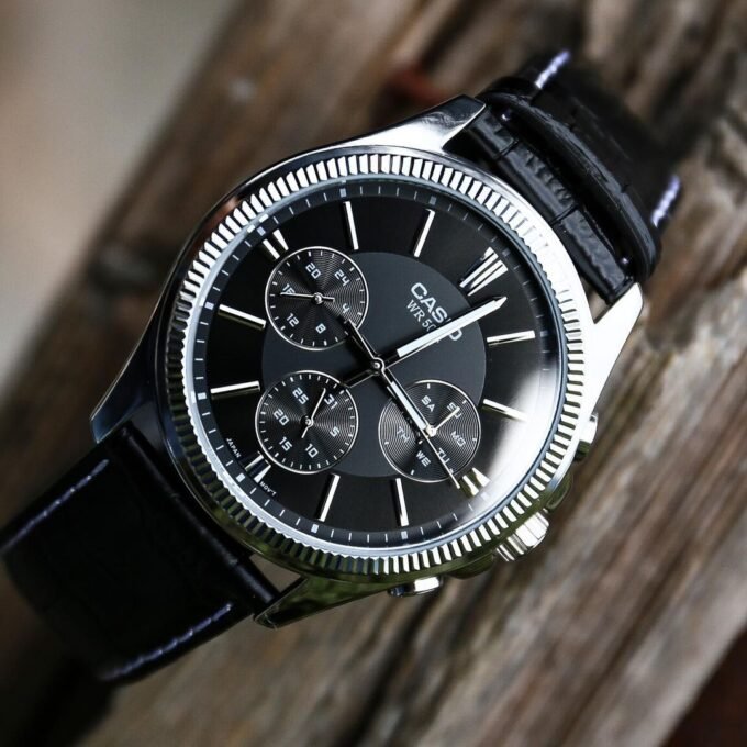 Montre Casio Homme - MTP-1375L-1AVDF - Bracelet Noir En Cuir Véritable - Résistante À L'Eau - 12 Mois De Garantie