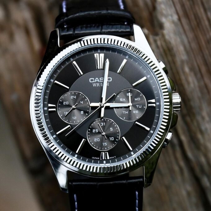 Montre Casio Homme - MTP-1375L-1AVDF - Bracelet Noir En Cuir Véritable - Résistante À L'Eau - 12 Mois De Garantie