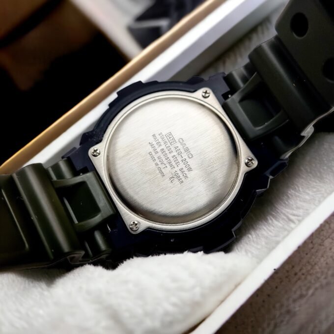 Montre CASIO Jeunesse - AEQ-200W-3AVDF - Bracelet Vert En Resine - Résistante à l'eau - 12 Mois De Garantie