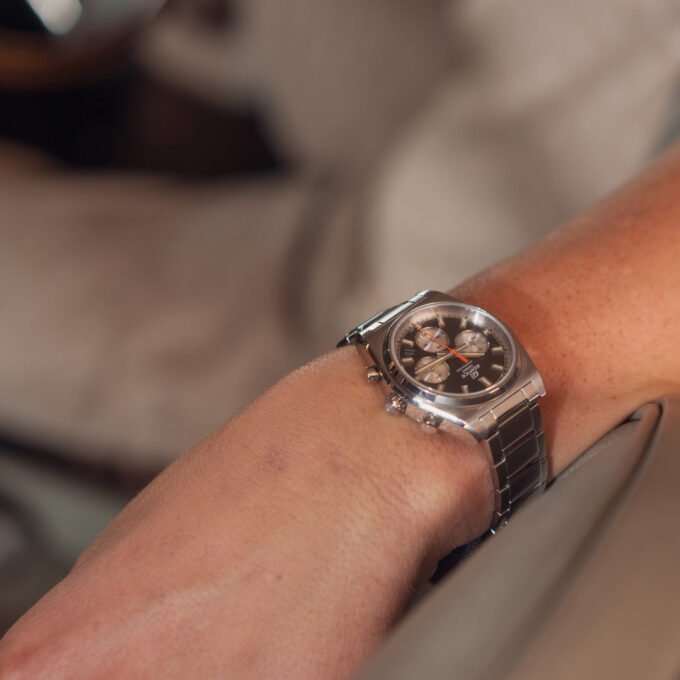 Montre Casio Homme EFB-730D-1AVUDF – Collection Edifice – Chronographe, Acier Inoxydable, Étanche 100m, Bracelet Métal, Cadran Noir – Référence EFB-730D-1AVUDF