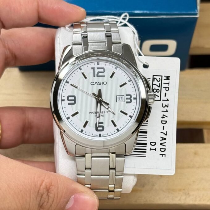 Montre CASIO Homme - MTP-1314D-7AVDF - Bracelet Gris En Acier Inoxydable - Cadran Blanc - 12 Mois De Garantie