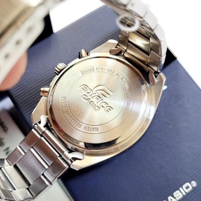 Montre Homme Casio Edifice EFR-S572D-1AVUDF - Bracelet Gris en Acier Inoxydable - Résistance à l'eau 100 Mètres