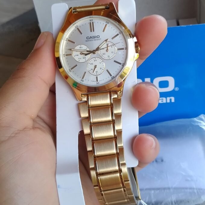 Montre CASIO Homme - Bracelet DoRée En Acier Inoxydable - Cadran Blanc - 12 Mois De Garantie - MTP-V300G-7AUDF