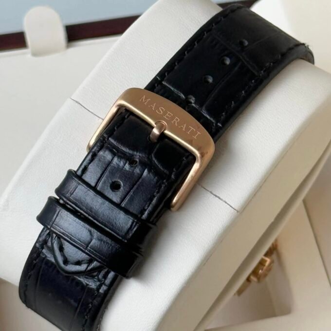 Montre Homme Automatique Maserati Potenza 42mm Acier Doré Rose, Cadran Noir, Bracelet Cuir Noir, Étanche 10ATM - R8821108039