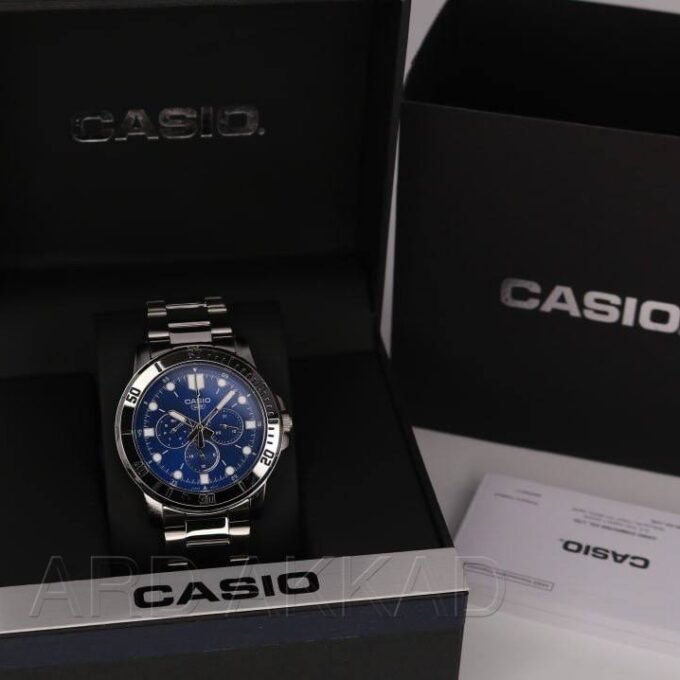 Montre Casio Homme - MTP-VD300D-2EUDF - Bracelet Gris En Acier Inoxydable - Résistante À L'Eau - 12 Mois De Garantie