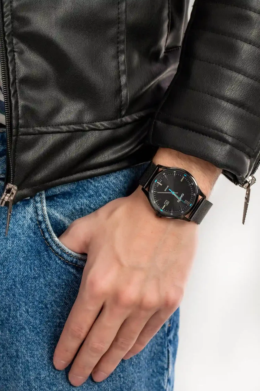 montre classique casio homme analogique, résistante à leau, design Élégant, index gradués acier inoxydable noir mtp e710mb 1avdf