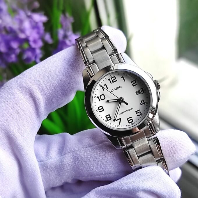 Montre Femme Casio - LTP-1215A-7B2DF - Bracelet en Acier inoxydable - Affichage analogique - Résistant à l'eau