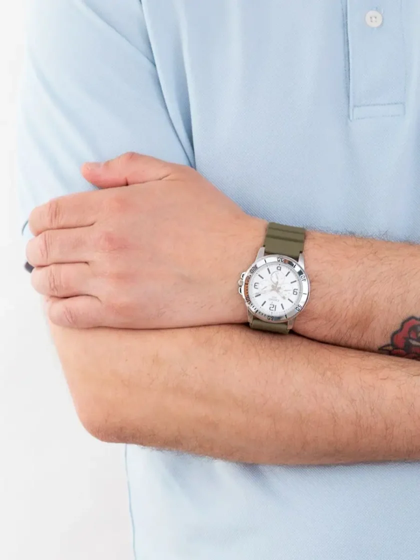 montre homme casio mtp vd300 3budf bracelet en résine affichage analogique chronographe résistant à l'eau