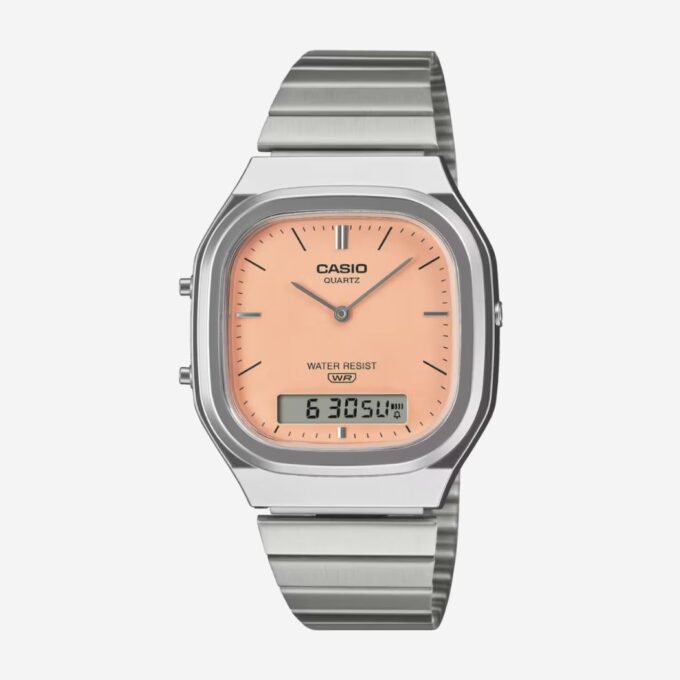 Montre CASIO AQ-240E-4ADF - Adulte - Quartz, Cadran Rond Orange/Rouge, Bracelet Acier Gris, Verre Résine, 36 mm, Date, Jour, Alarme, Étanche 30m, Style Vintage - AQ-240E-4ADF