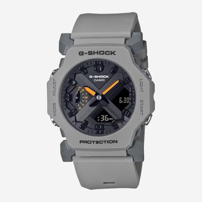 Montre CASIO G-SHOCK GA-2300-8ADR Homme - Quartz, Sport, Rond, Alarme, Chronographe, Date, 42 mm, 200m, Verre Minéral, Résine, Cadran Noir, Bracelet Gris - GA-2300-8ADR