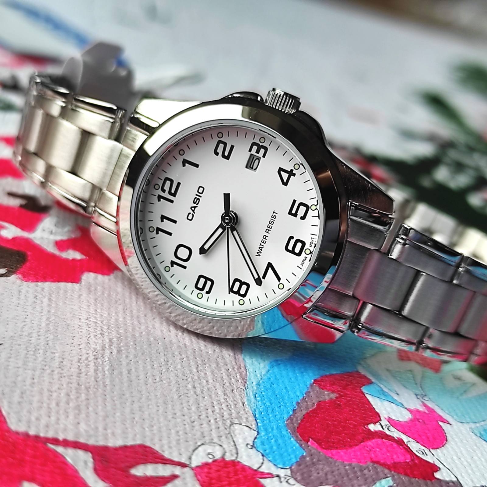 montre femme casio ltp 1215a 7b2df bracelet en acier inoxydable affichage analogique résistant à l'eau