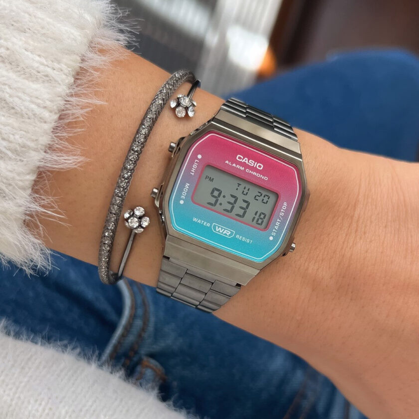 aiwatch_A168WERB-2ADF - Montre Casio Vintage - A168WERB-2ADF - Bracelet en Acier Inoxydable - Affichage numérique - Résistant à l'eau