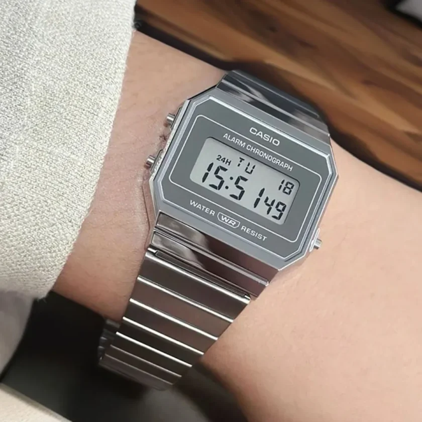aiwatch_A700WEV-7ADF - Montre Casio Vintage - A700WEV-7ADF - Bracelet en Acier Inoxydable - Affichage numérique - Résistant à l'eau