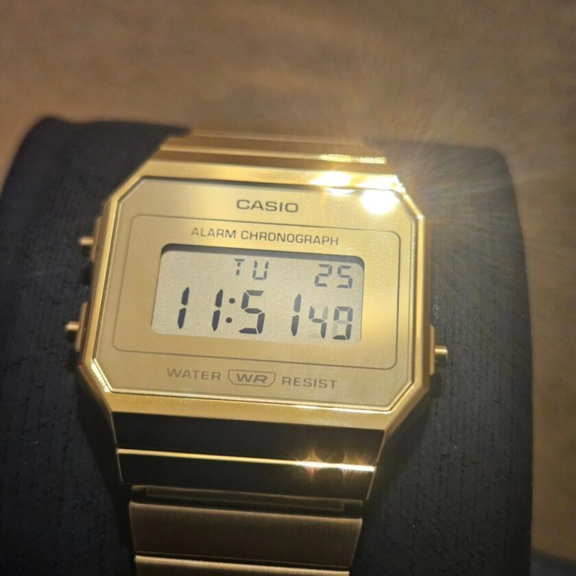 aiwatch_A700WEVG-9ADF - Montre Classique Homme/Femme Casio A700WEVG-9ADF - Bracelet Acier Inoxydable, Affichage Digital, Étanche, Style Vintage - Argent - Référence A700WEVG-9ADF