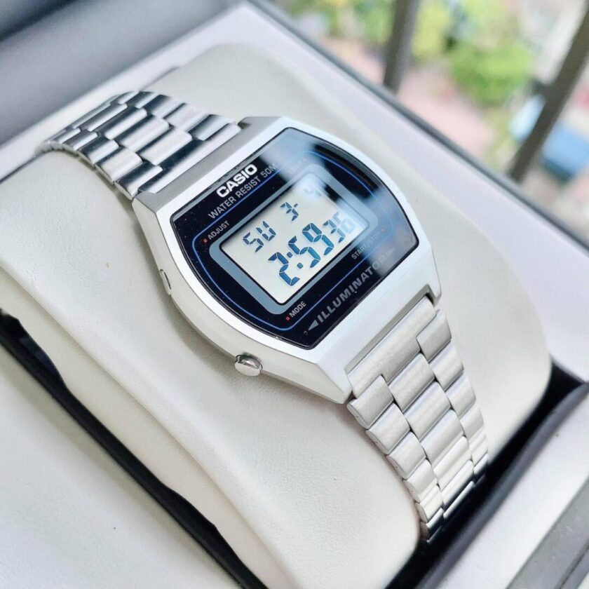 aiwatch_B640WD-1AVDF - Montre Casio Vintage Jeunesse - B640WD-1AVDF - Bracelet Gris En Acier Inoxydable - Résistante à l'eau - 12 Mois De Garantie