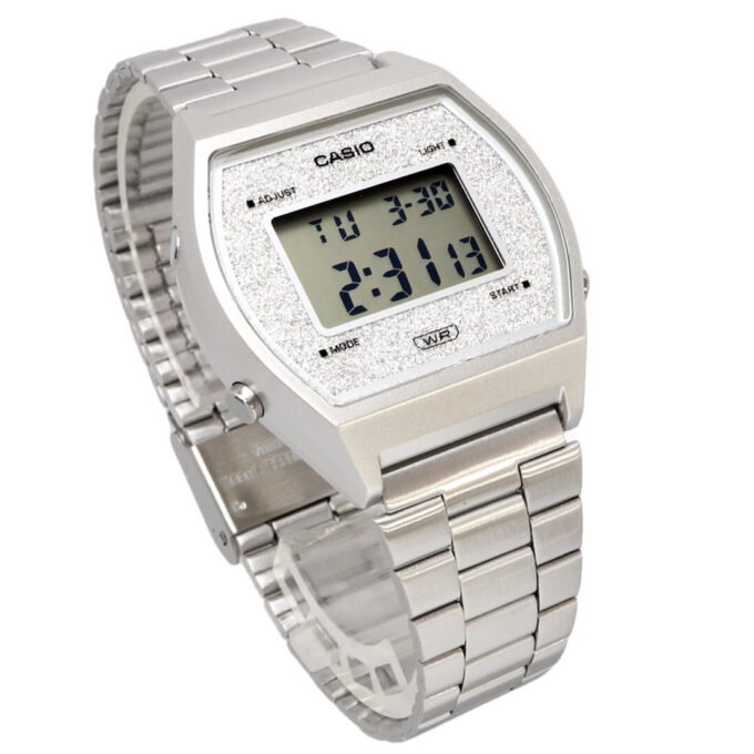 Montre CASIO Vintage Unisexe - B640WDG-7DF - Bracelet Gris En Acier Inoxydable - Cadran Blanc - 12 Mois De Garantie