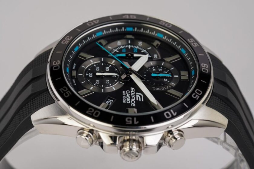 aiwatch_EFV-550P-1AVUDF - Montre Homme Casio Edifice - EFV-550P-1AVUDF - Bracelet Noir En Résine - Résistance à l'eau 10 ATM