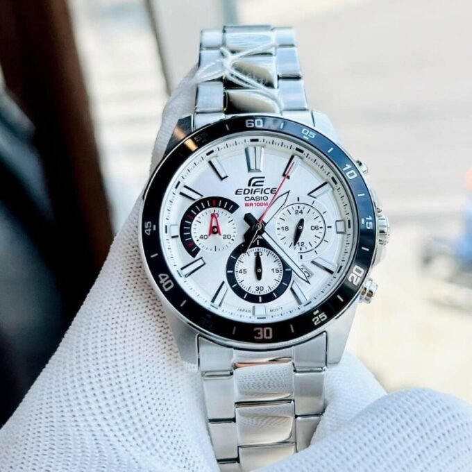 aiwatch_EFV-570D-7AVUDF - Montre CASIO Homme - EFV-570D-7AVUDF-Bracelet Gris En Acier Inoxydable - Cadran Blanc - 12 Mois De Garantie