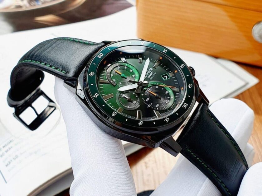 aiwatch_EFV-600CL-3AVUDF - Montre Homme Casio Edifice - EFV-600CL-3AVUDF - Bracelet en Cuir noir - Cadran vert - Dateur - Affichage analogique - Résistant à l'eau