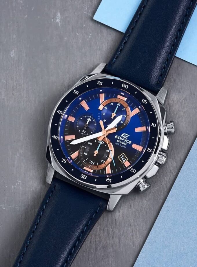 Montre CASIO Homme - Bracelet Bleu En Cuir Véritable - Résistante à l'eau - 12 Mois De Garantie - EFV-600L-2AVUDF