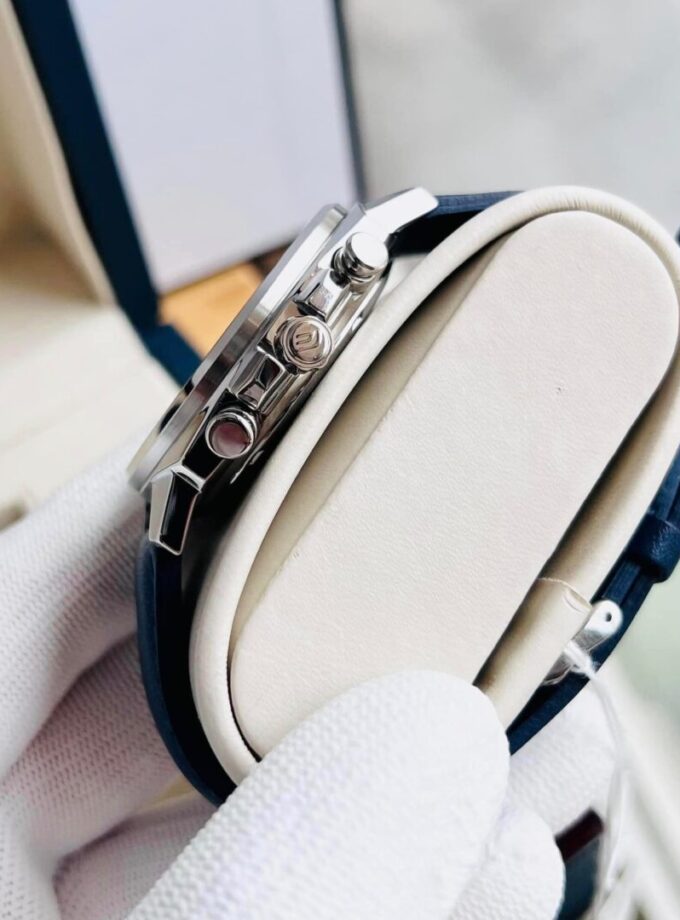 Montre CASIO Homme - Bracelet Bleu En Cuir Véritable - Résistante à l'eau - 12 Mois De Garantie - EFV-600L-2AVUDF