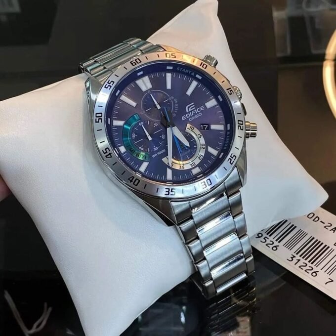 Montre Homme Casio Edifice EFV-620D-2AVUDF - Bracelet Gris en acier Inoxydable - Résistance à l'eau 100 Mètres