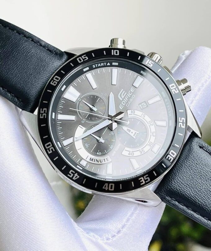 Montre-Bracelet Homme Casio Edifice - EFV-620L-1AVUDF - Bracelet Noir en Cuir Véritable - Résistance à l'eau 10 ATM