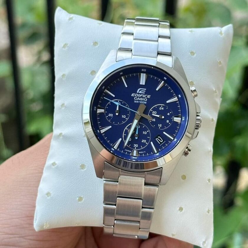 aiwatch_EFV-630D-2AVUDF - Montre Homme Casio Chronographe standard EFV-630D-2AV - Bracelet Gris En Acier Inoxydable - Résistance à l'eau 10 ATM
