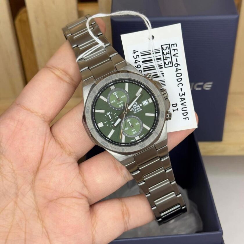 aiwatch_EFV-640DC-3AVUDF - Montre Classique Homme Casio EDIFICE - EFV-640DC-3AVUDF – Chronographe, Acier Inoxydable, Bracelet Maille, Cadran Vert, Étanche 100m – Référence EFV-640DC-3AVUDF