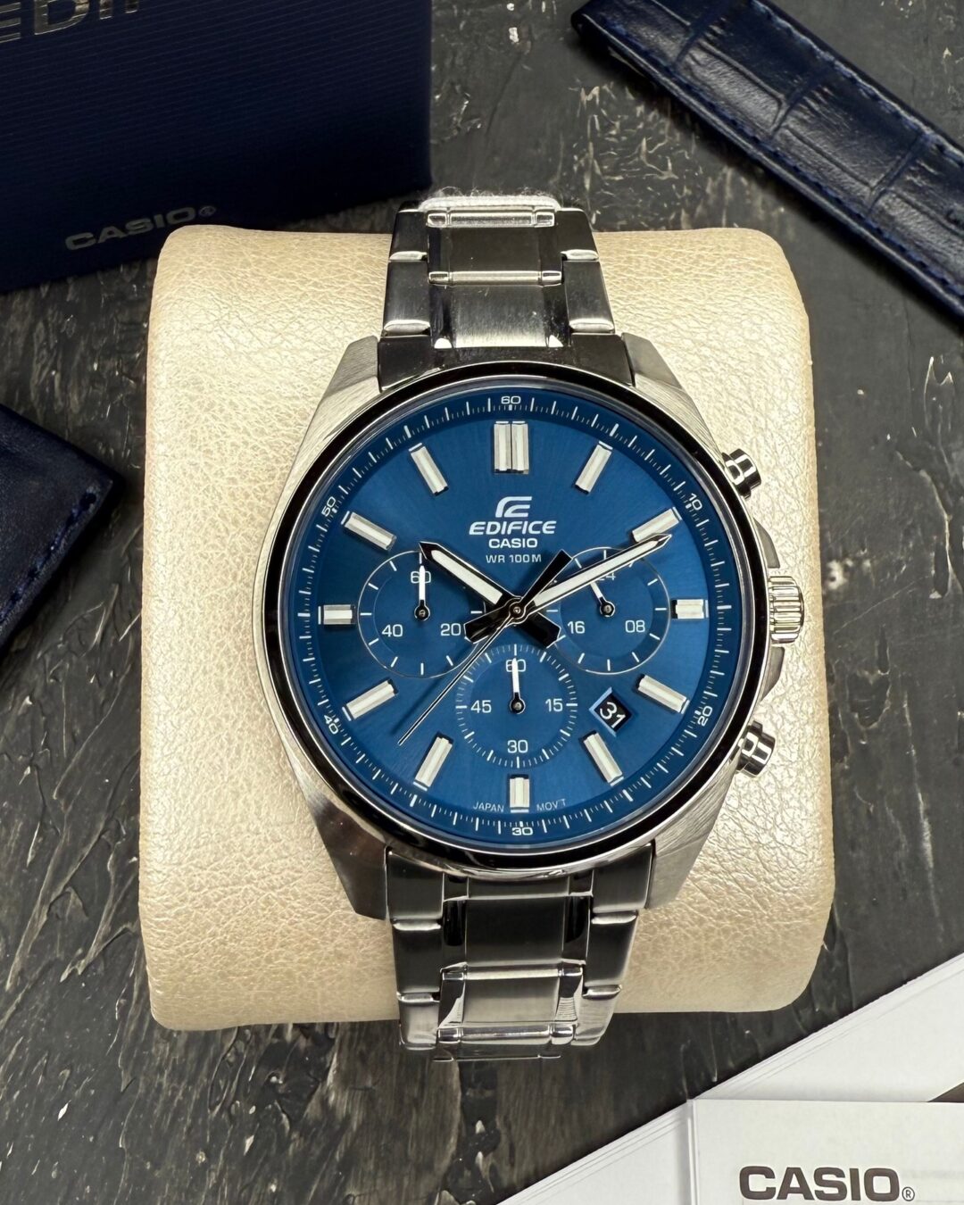 aiwatch_EFV-650D-2AVUDF - Casio EFV-650D-2AVUDF - Montre en Acier Inoxydable Résistante à l'Eau - Élégance Sportive avec Cadran Bleu