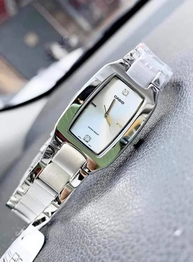 aiwatch_LTP-1165A-7C2DF - Montre Femme Casio - LTP-1165A-7C2DF - Bracelet en Acier Inoxydable - Affichage analogique - Résistant à l'eau