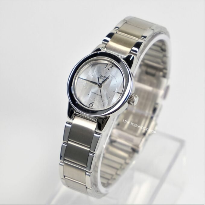 Casio Enticer Montre Pour Femme Avec Cadran Argenté Analogique Pour Femme - LTP-1230D-7CDF