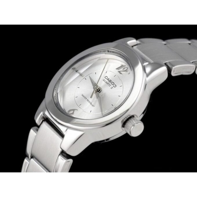 Casio Enticer Montre Pour Femme Avec Cadran Argenté Analogique Pour Femme - LTP-1230D-7CDF